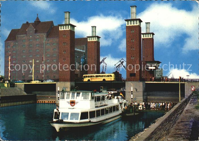 Duisburg Ruhr Schwanentorbruecke