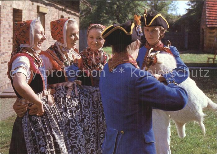 Schleife Sorbische Tracht mit Volksmusikanten
