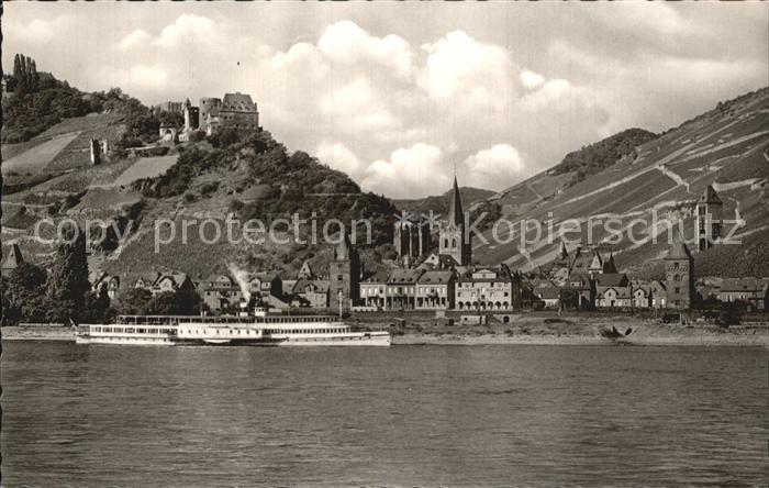 Bacharach Rhein Burg Stahleck mit Personenschiff