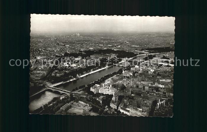 Paris Fliegeraufnahme