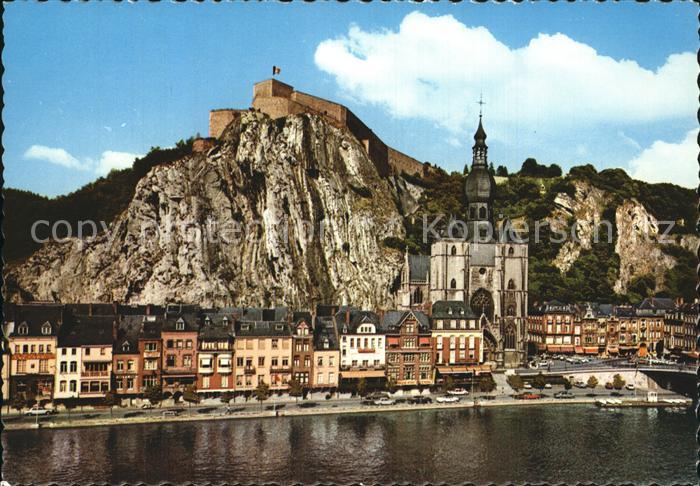 Dinant Wallonie Gesamtansicht mit Zitadelle