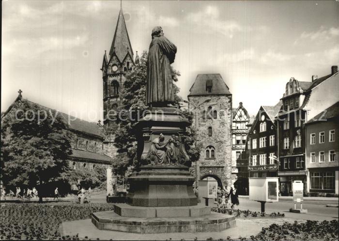 Eisenach Thueringen Nicolaitor mit Luther-Denkmal