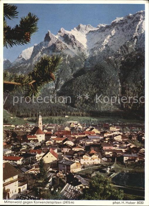 Mittenwald Bayern mit Karwendelspitzen