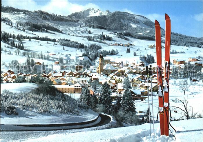 Nesselwang Allgaeu Bayern mit Reuter-Wanne