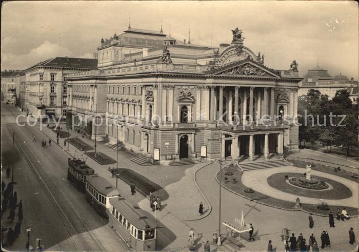 Strassenbahn Brno Narodni divadlo Janackova opera