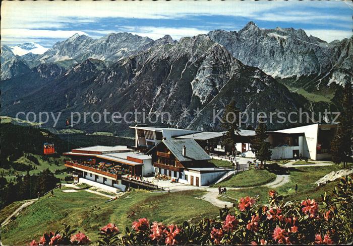 Seefeld Tirol Rosshuette mit Haermelekopf Wettersteingebirge Zugspitze