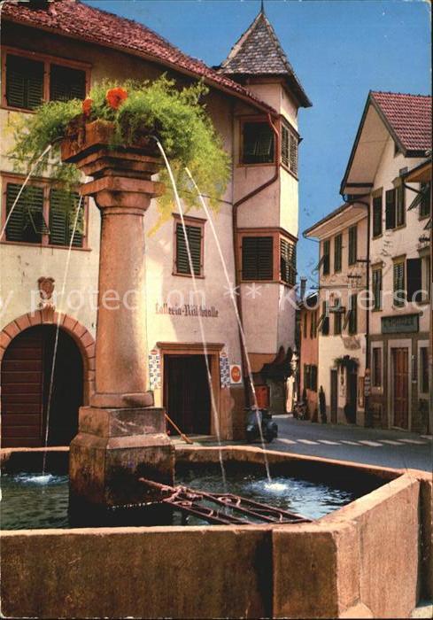 Kaltern Weinstrasse Tirol Maria von Boul Platz Brunnen
