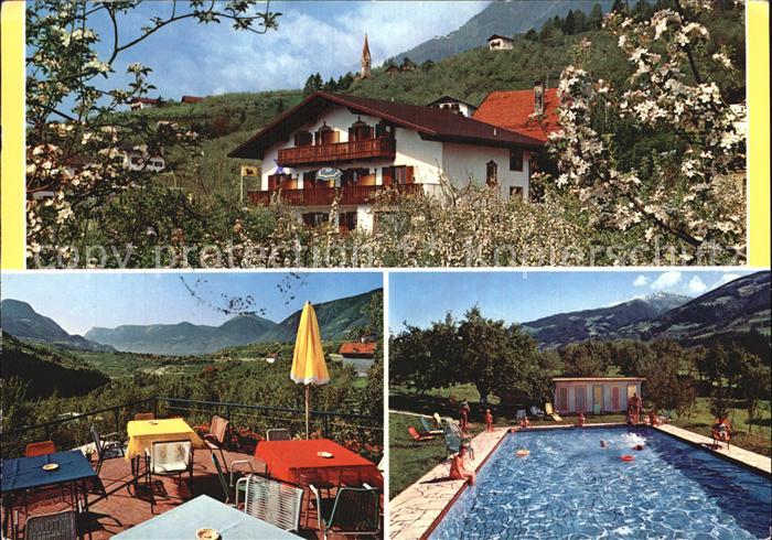 Riffian Meran Pension Tschaupphof Terrasse Schwimmbad