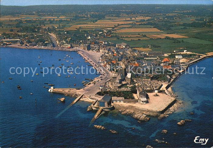 Barfleur Manche Vue aerienne Abri du canot de souvetage