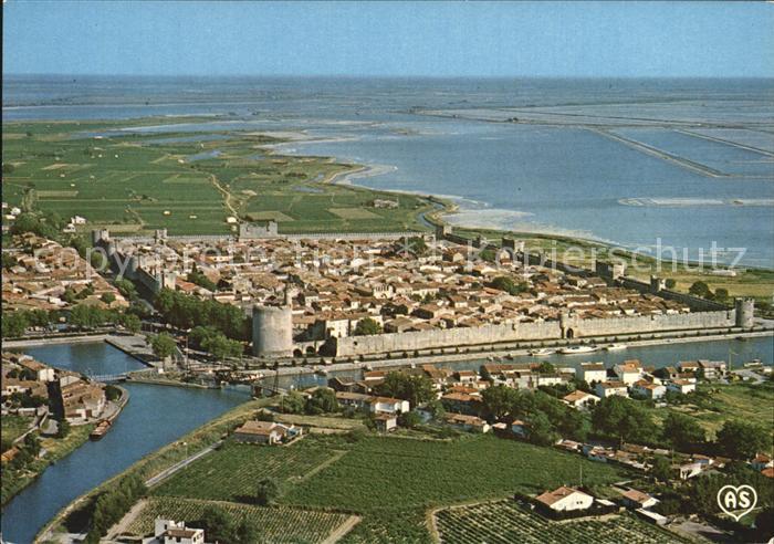 Aigues-Mortes Gard Cite medievale d ou St Louis Vue panoramique aerienne