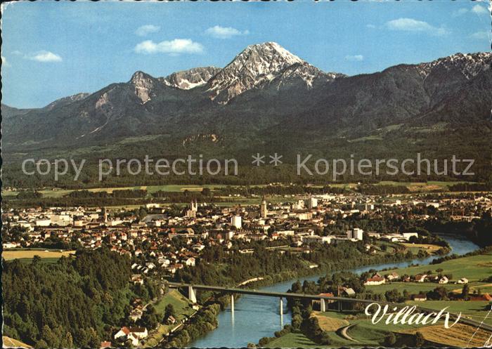 Villach Kaernten Kurstadt Kongressstadt mit Mittaskogel Karawanken Fliegeraufnah