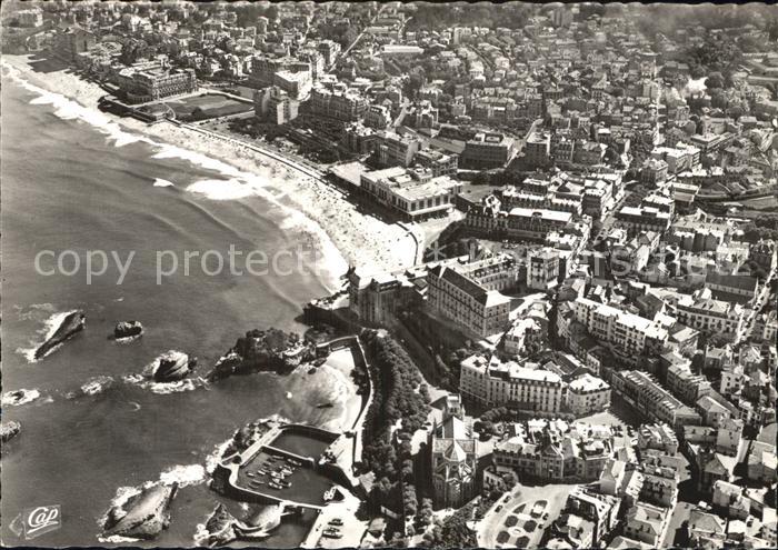 Biarritz Pyrenees Atlantiques Grande Plage Rocher du Basta Port des Pecheurs vue
