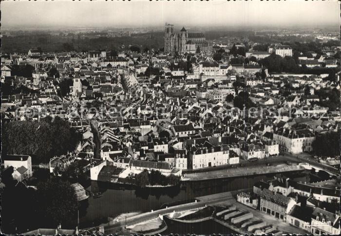 Bourges Canal du Berry Cathedrale vue aerienne