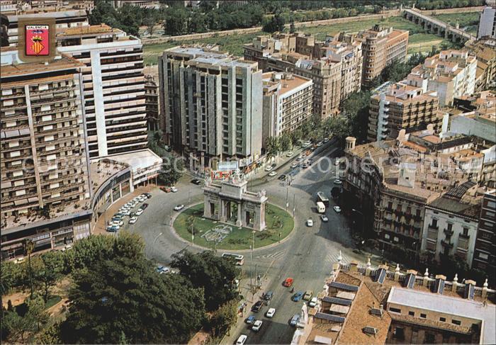 Valencia Valenciana Fliegeraufnahme mit Triumpfbogen