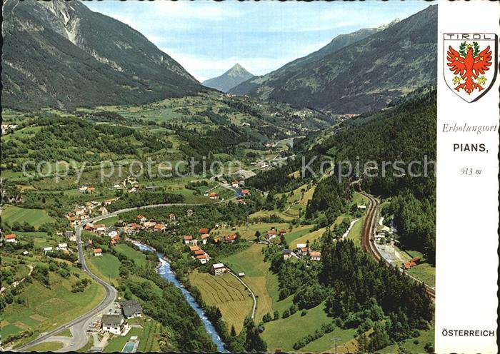 Pians Oesterreich Fliegeraufnahme Tschirgant Venetberg