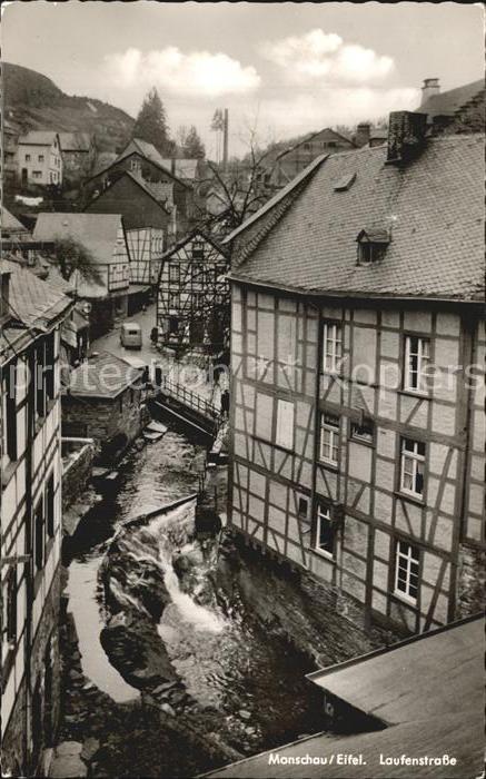 Monschau Laufenstrasse Wasserfall Altstadt Fachwerkhaeuser