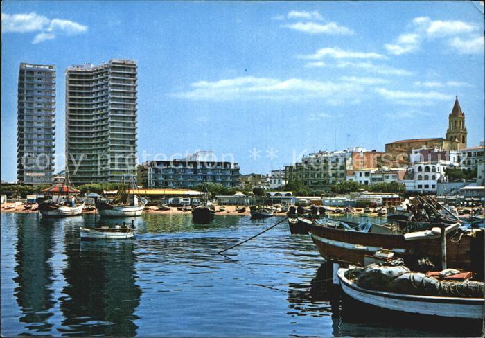Palamos Puerto Hafen Hochhaus