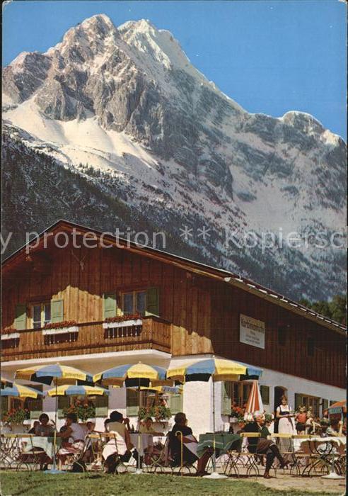 Mittenwald Bayern Korbinianhuette am Kranzberg mit Wetterstein