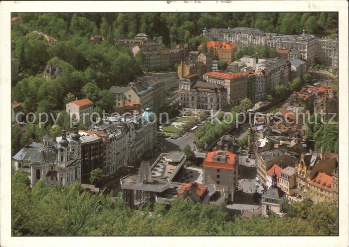 Karlovy Vary Ansicht vom Berg aus Kurhaeuser Hotels