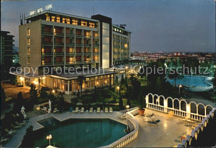 Montegrotto Terme Grand Hotel Terme Nachtaufnahme