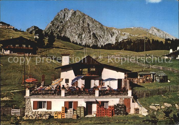 Avelengo Rotwandhuette mit Ifinger Sarntaler Alpen