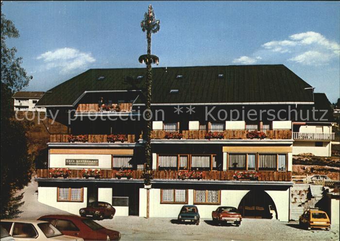 Eisenbach Schwarzwald Cafe Pension Restaurant Eisenbachstube Maibaum