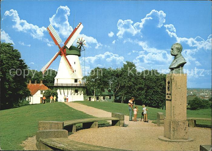 Sonderborg Dybbol Molle Dueppeler Muehle Denkmal Bueste