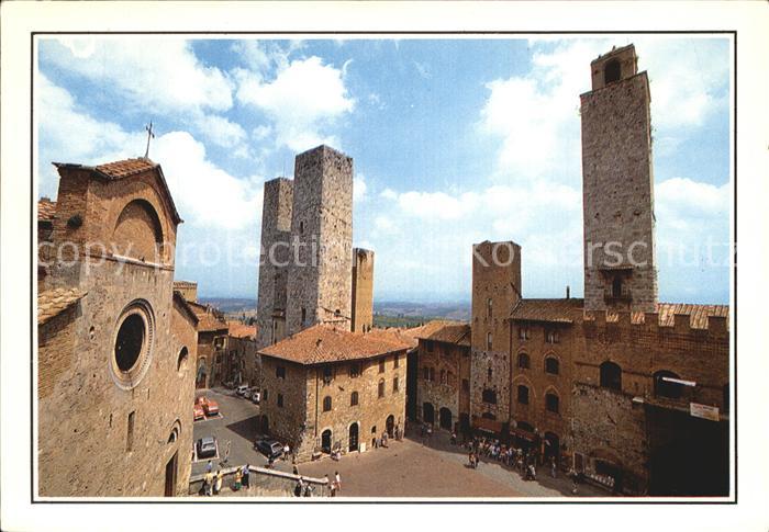 San Gimignano Piazza del Duomo