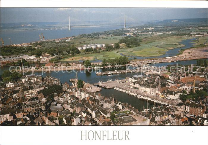 Honfleur Fliegeraufnahme mit Hafen