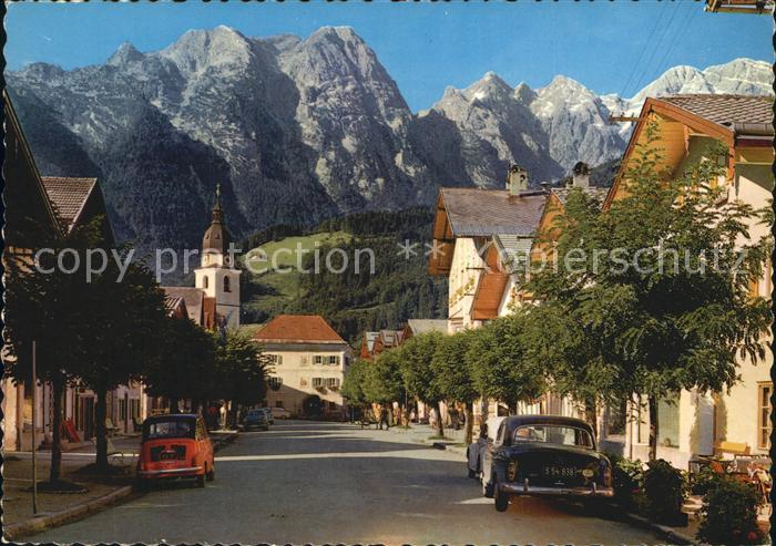 Kuchl Marktstrasse mit Hohen Goell