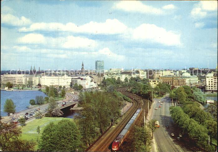 Hamburg Lombardsbruecke mit Kennedy-Bruecke