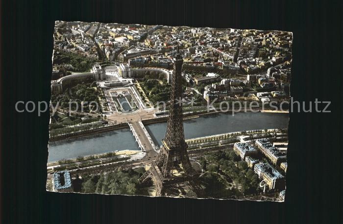 Paris Fliegeraufnahme Tour Eiffel Palais Chai