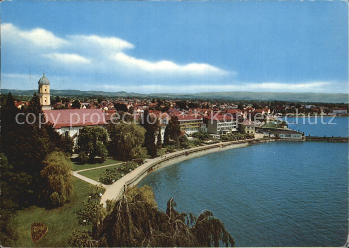 Langenargen Bodensee Kirche mit Seepromenade