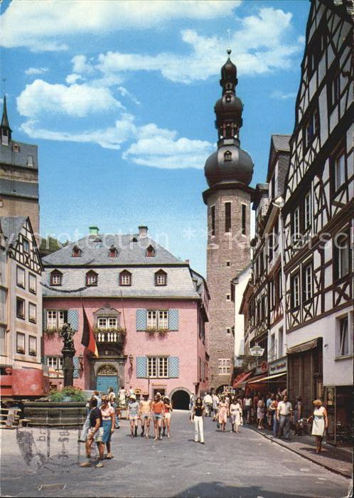 Cochem Mosel Marktplatz mit Stadtkirche