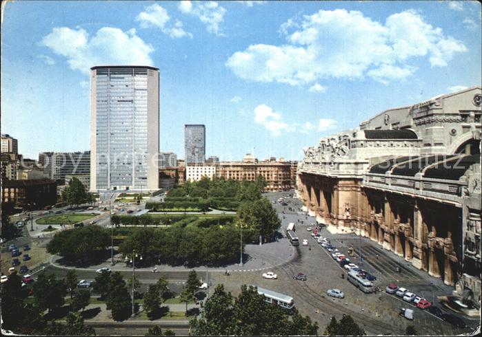 Bahnhof Milano Stazione Centrale Grattacielo Pirelli