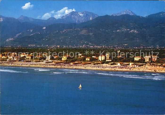 Marina di Pietrasanta Fliegeraufnahme