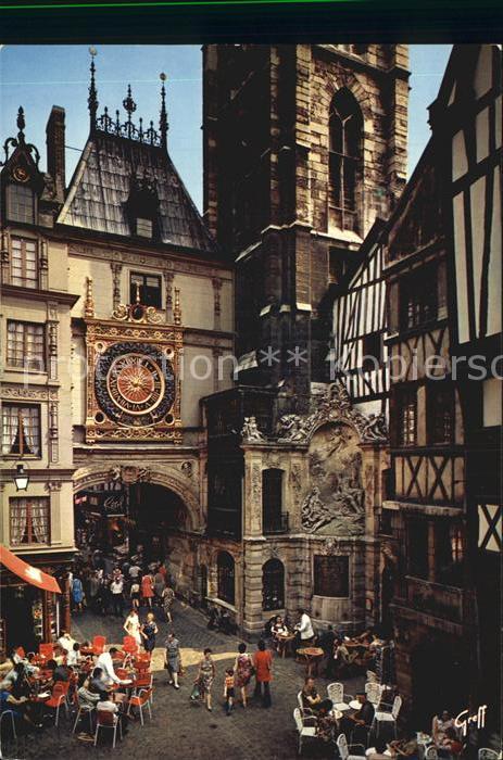 Rouen Gros Horloge Strassencafe