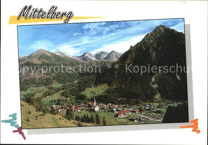 Mittelberg Kleinwalsertal mit Kuhgehrenspitze Hammerspitze Zwoelferkopf