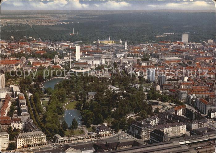 Karlsruhe Baden Blick ueber Stadtgarten und Zoo
