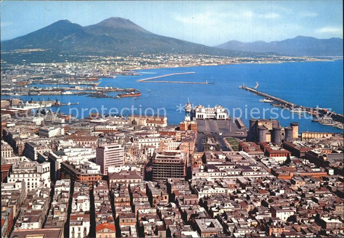 Napoli Neapel Panorama und Hafen