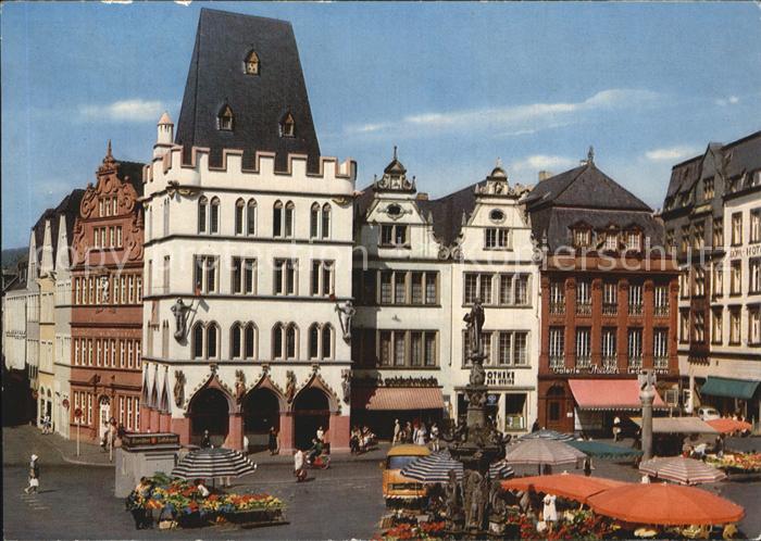 Trier Hauptmarkt Steipe Petrusbrunnen