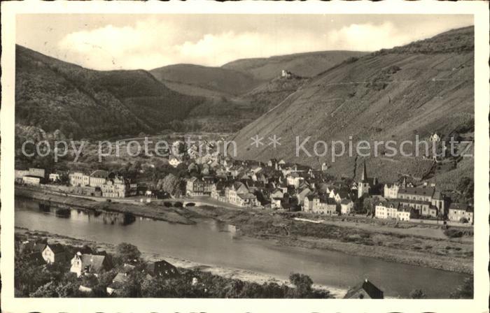 Alf Mosel Panorama mit Burg Arras