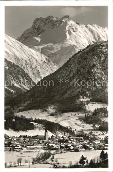 Oberstdorf Gesamtansicht mit Alpenpanorama im Winter