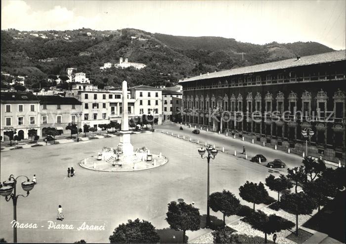Massa Piazza Aranci Monumento Orangenplatz Denkmal