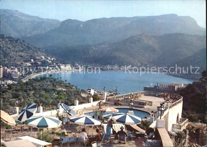 Puerto de Soller Panorama Blick von Hotel Terrasse Swimming Pool Berge