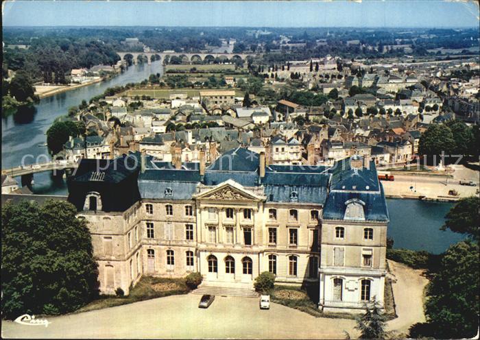 Sable-sur-Sarthe Chateau vue aerienne