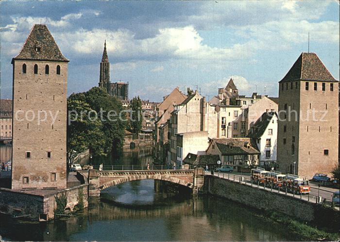 Strasbourg Alsace Les Ponts Couverts et la Cathedrale Brü