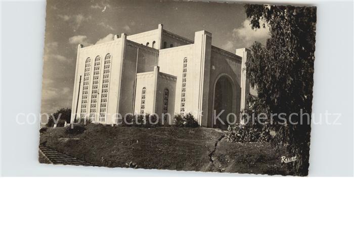 Montrouge Maison Carree Eglise