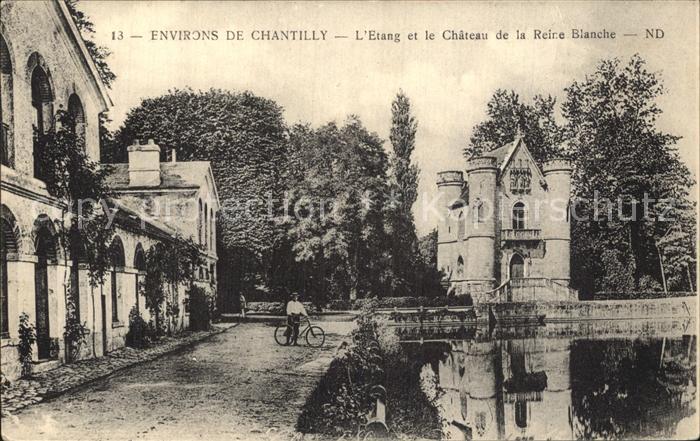 Chantilly L Etang et le Chateau de la Reine Blanc