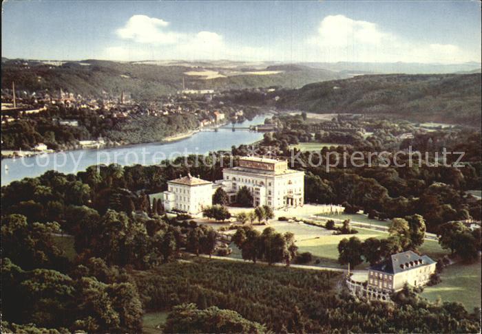 Essen Ruhr Villa Huegel mit Baldeneysee